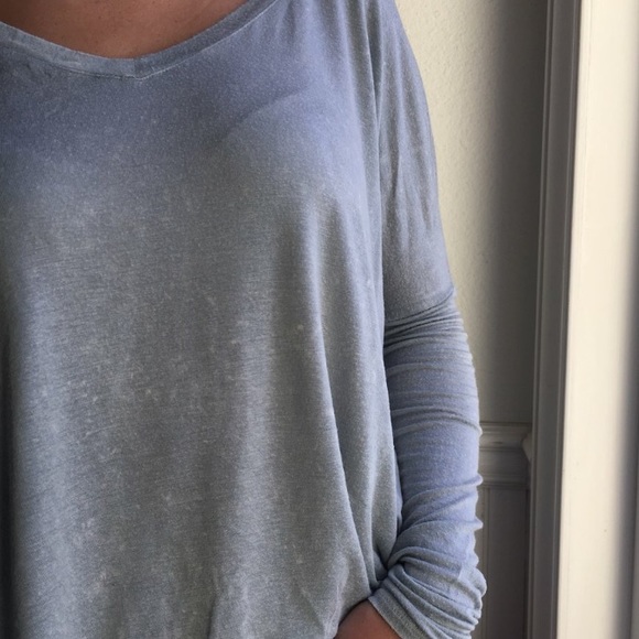 Me To We long sleeve PacSun - Picture 3 of 3